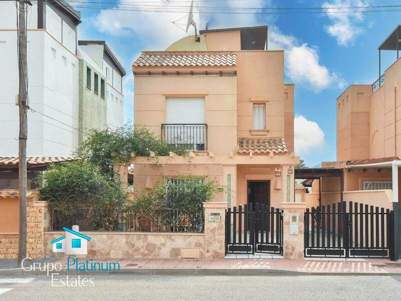 Villa til salg i San Juan de los Terreros, Almería