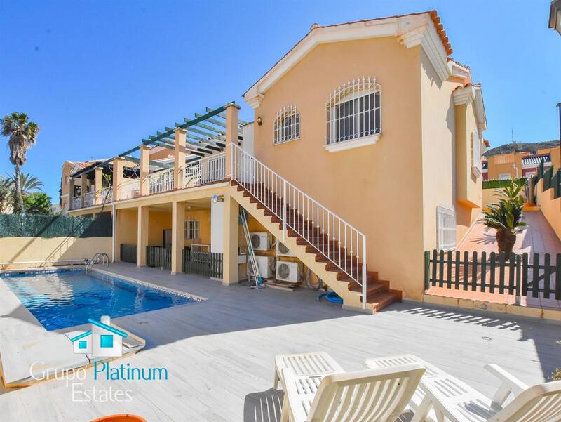 Villa til salgs i Vera, Almería