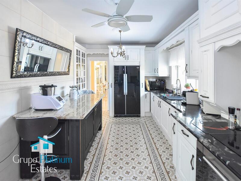 3 Cuarto Villa en venta