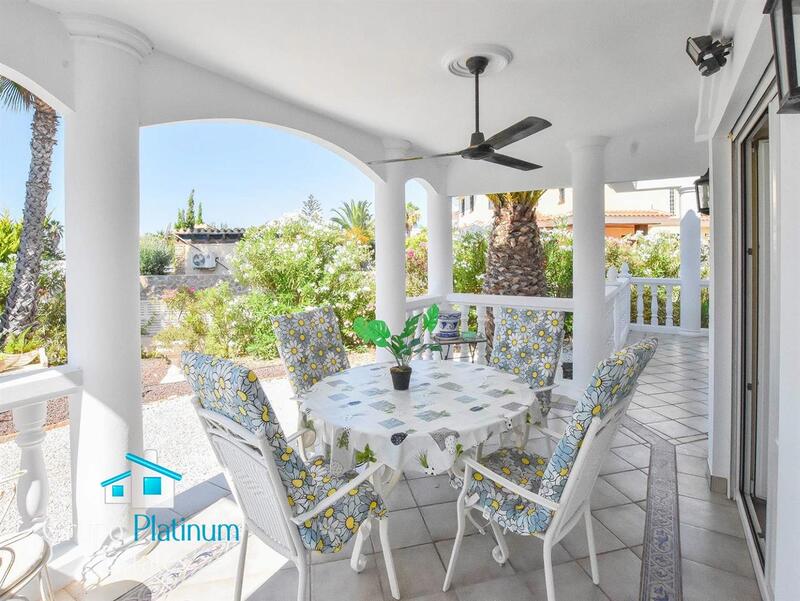 3 Cuarto Villa en venta