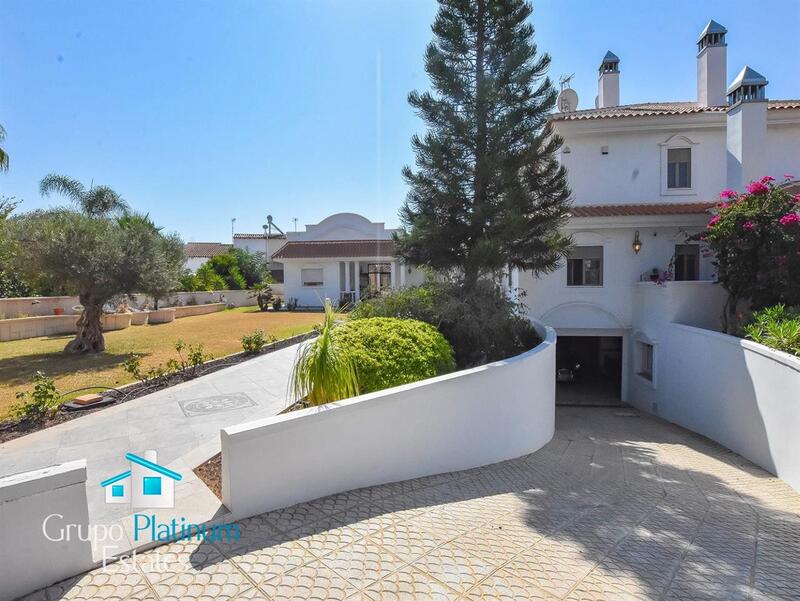 3 Cuarto Villa en venta