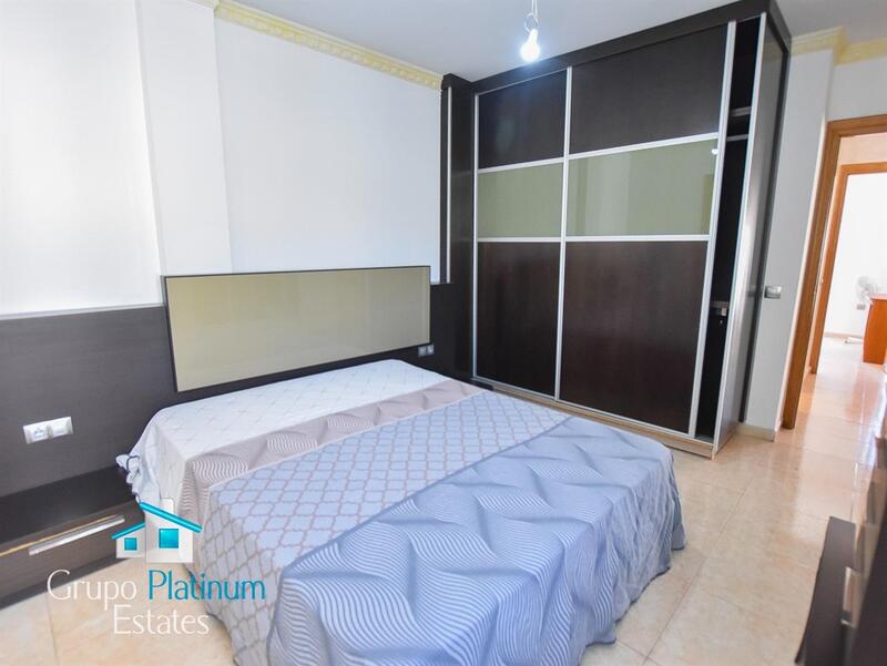 5 bedroom Townhouse for sale