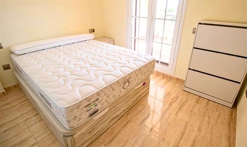 2 slaapkamer Appartement Te koop