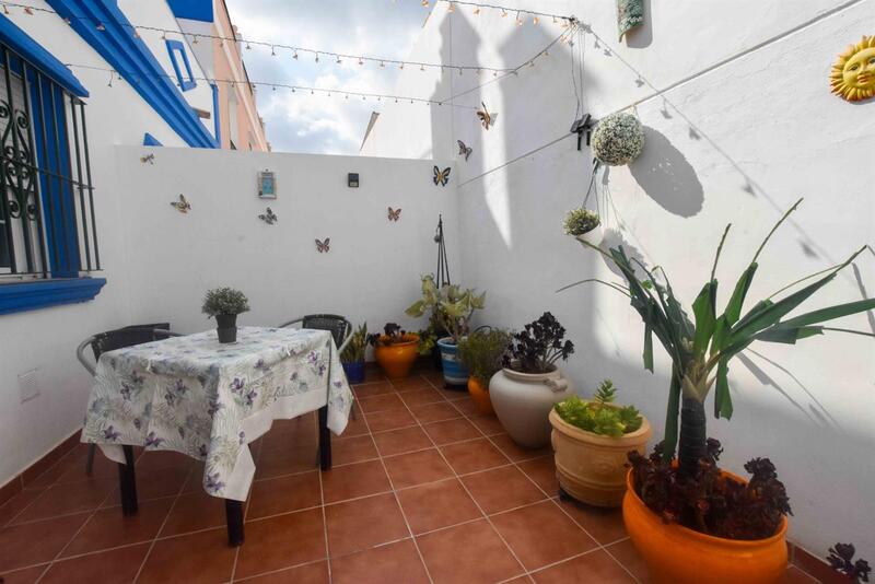 3 bedroom Townhouse for sale