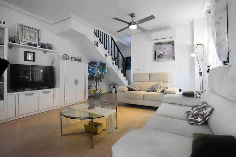 3 bedroom Townhouse for sale
