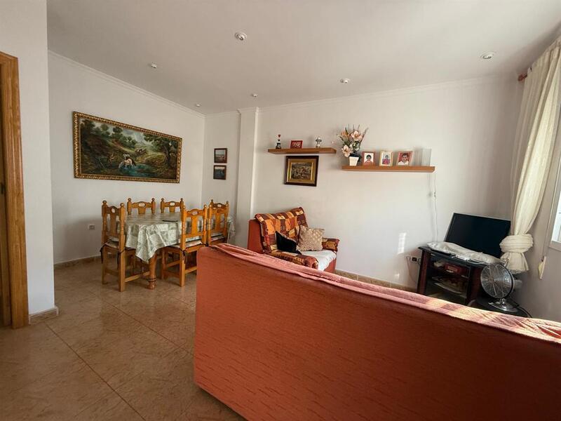 4 bedroom Townhouse for sale