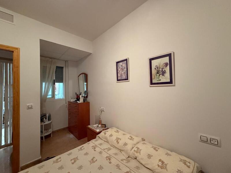 4 bedroom Townhouse for sale