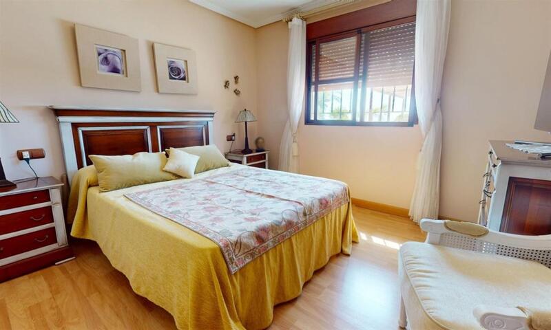 5 Schlafzimmer Villa zu verkaufen