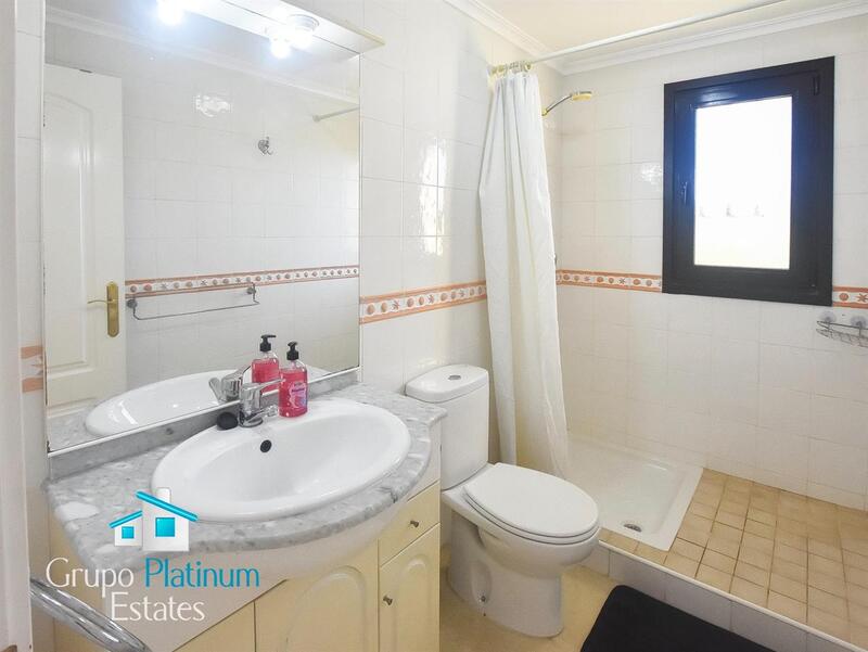 2 slaapkamer Appartement Te koop