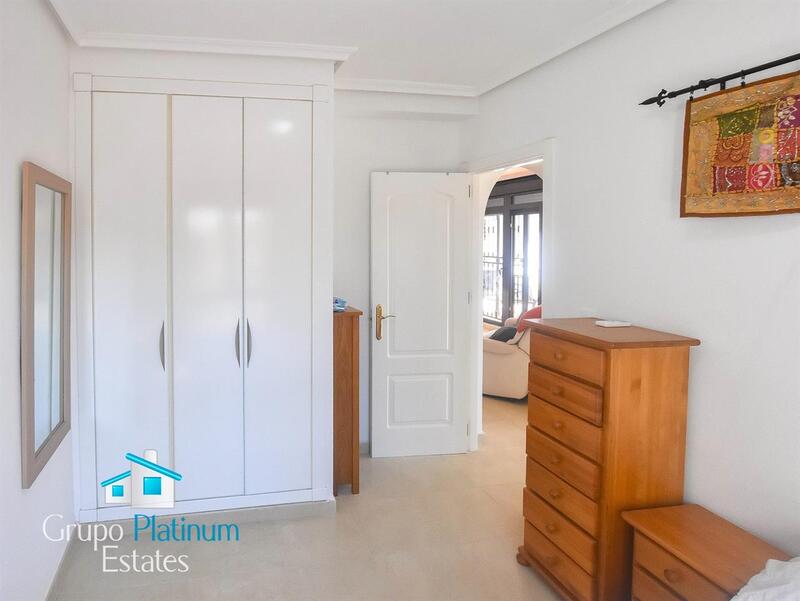 2 slaapkamer Appartement Te koop