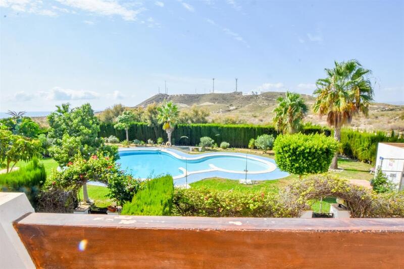 2 slaapkamer Appartement Te koop