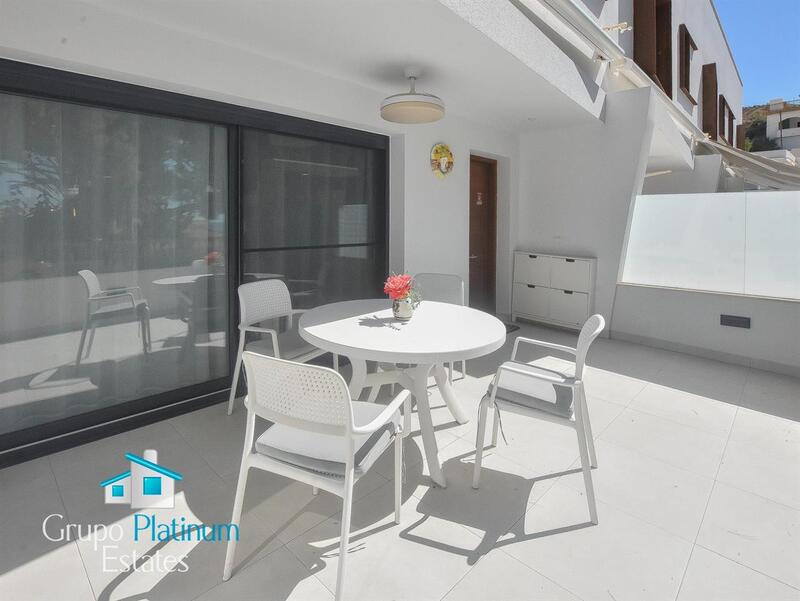 3 bedroom Townhouse for sale