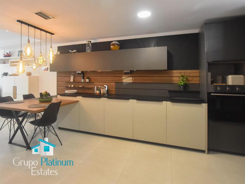 3 bedroom Townhouse for sale