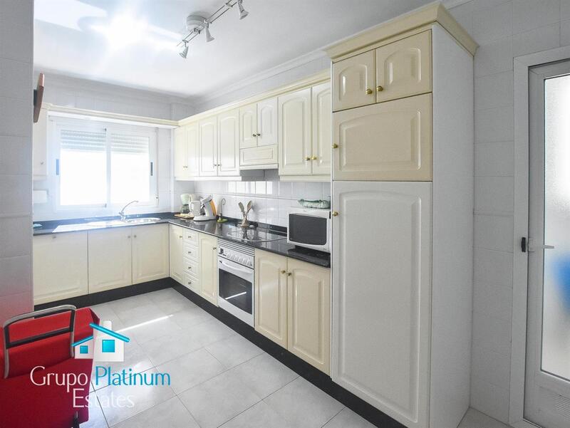 3 bedroom Apartment for sale