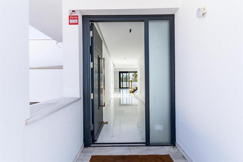 4 Cuarto Villa en venta