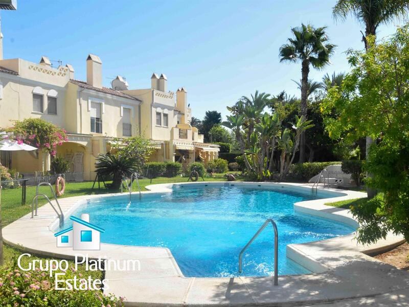 Apartamento en venta en Vera Playa, Almería