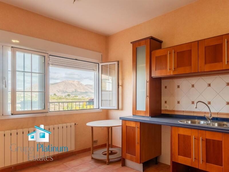 6 bedroom Townhouse for sale 6 bedroom Townhouse for sale