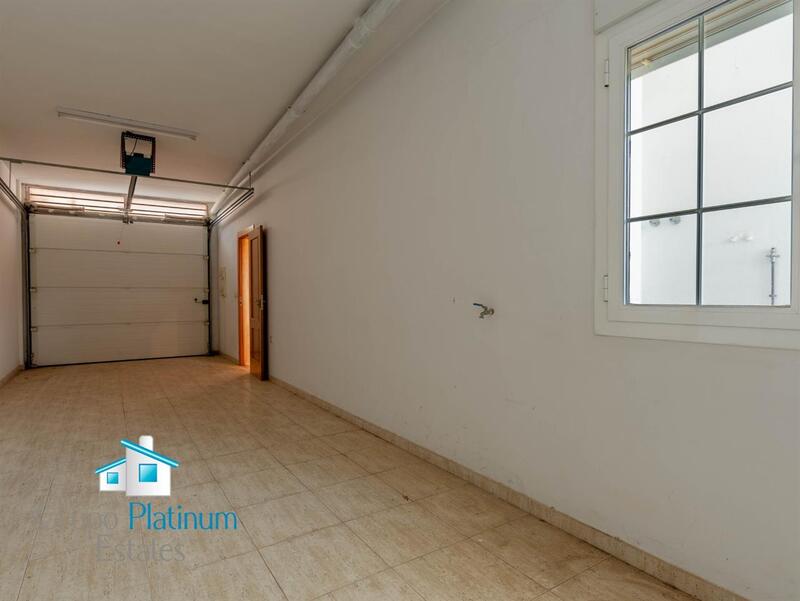 6 bedroom Townhouse for sale 6 bedroom Townhouse for sale