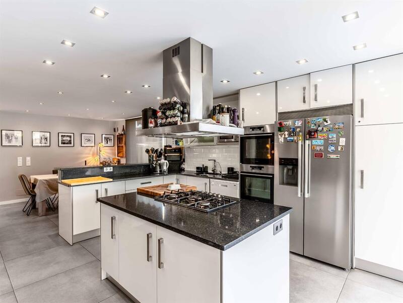 5 bedroom Villa for sale 5 bedroom Villa for sale