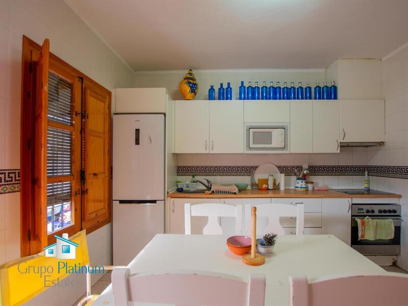 3 bedroom Townhouse for sale