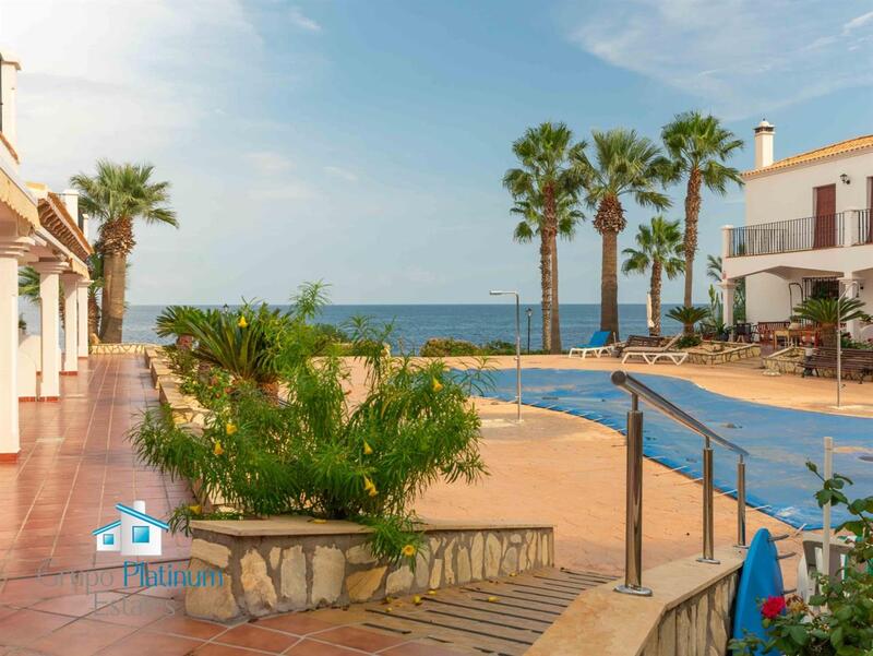 3 bedroom Townhouse for sale