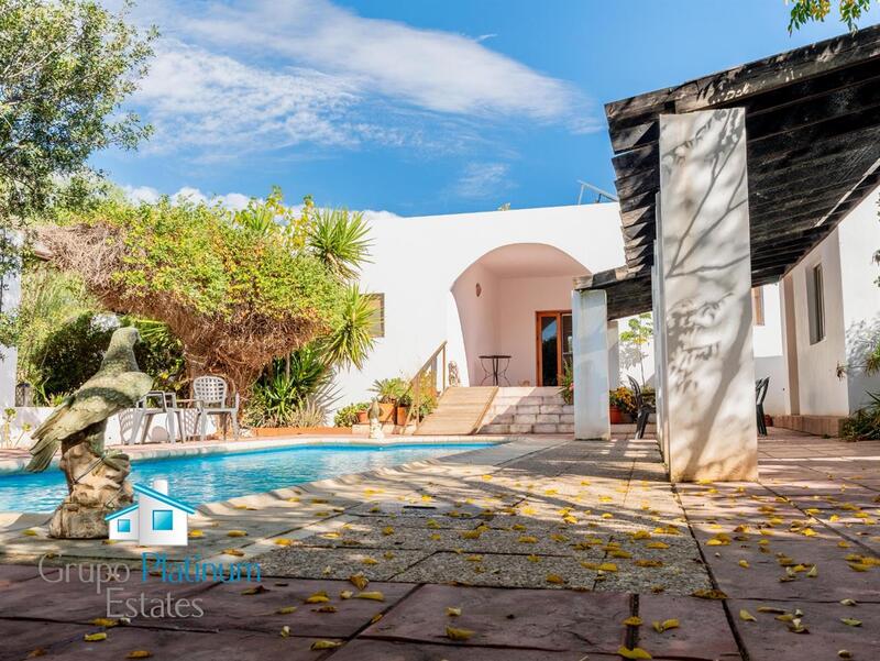 4 bedroom Villa for sale 4 bedroom Villa for sale