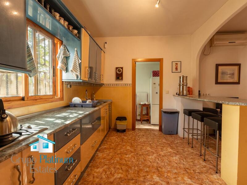 4 bedroom Villa for sale 4 bedroom Villa for sale