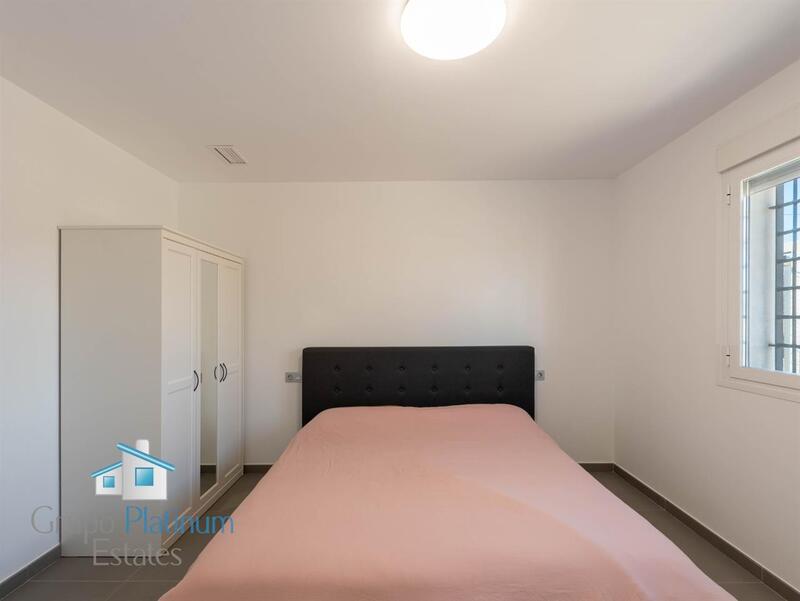 4 Cuarto Villa en venta