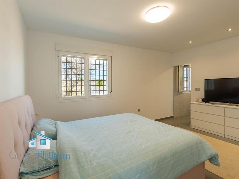 4 Cuarto Villa en venta