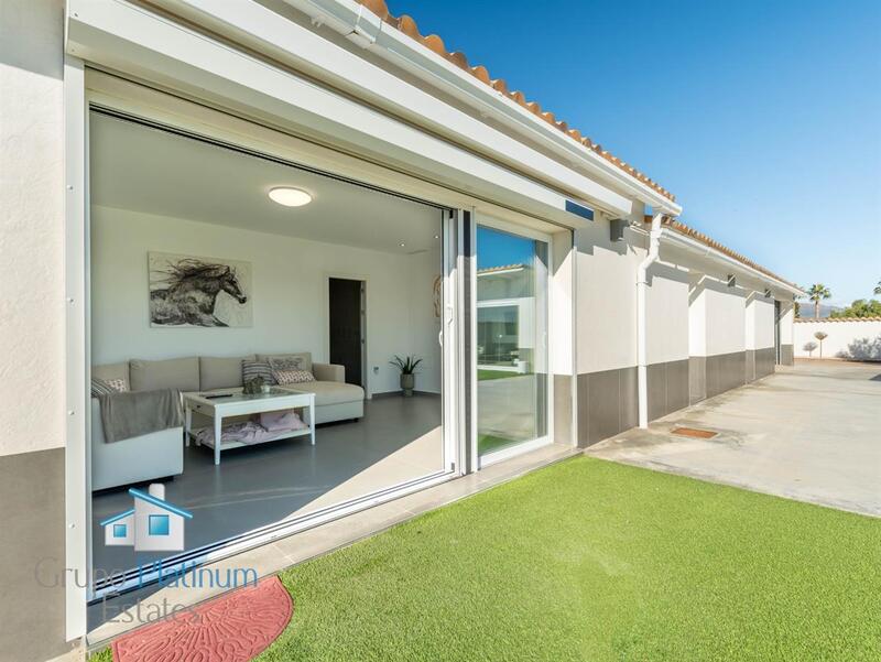 4 Cuarto Villa en venta