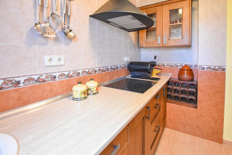 4 bedroom Townhouse for sale