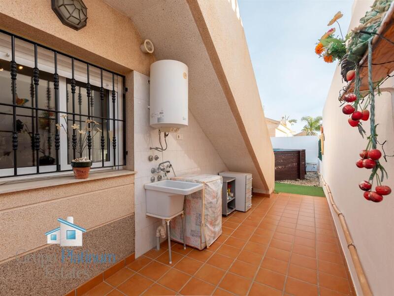 3 chambre Villa à vendre 3 chambre Villa à vendre