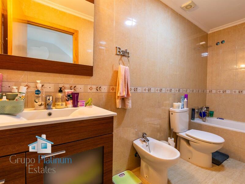 2 Schlafzimmer Stadthaus zu verkaufen 2 Schlafzimmer Stadthaus zu verkaufen