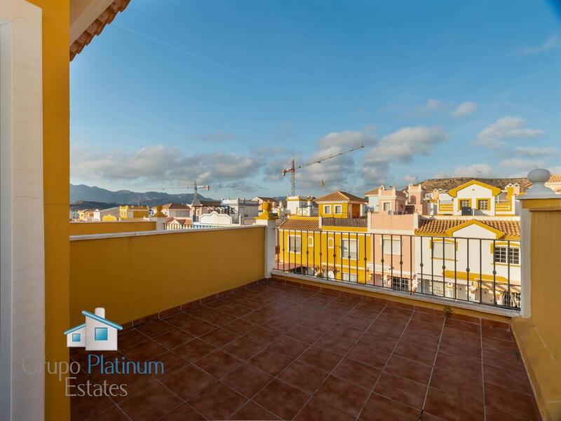 2 Schlafzimmer Stadthaus zu verkaufen 2 Schlafzimmer Stadthaus zu verkaufen