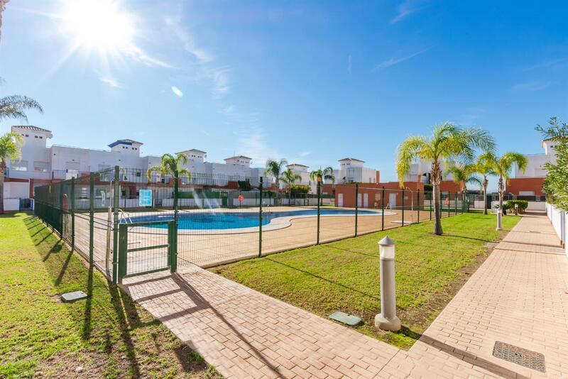 2 slaapkamer Appartement Te koop 2 slaapkamer Appartement Te koop