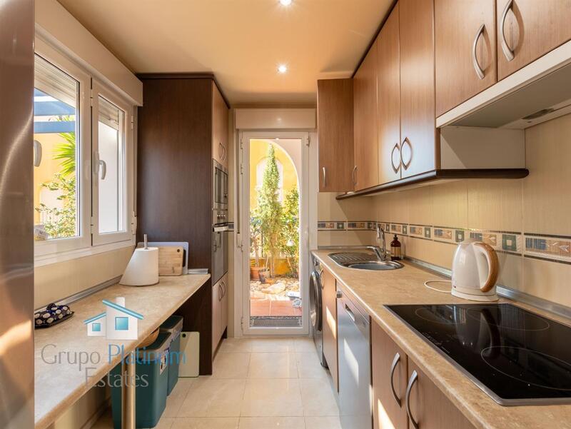 3 bedroom Townhouse for sale