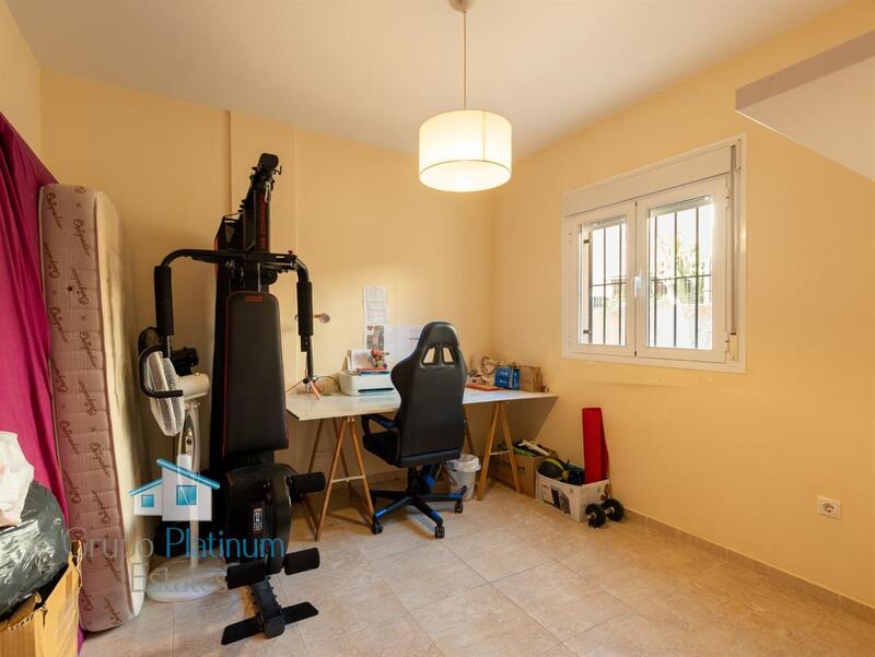 3 bedroom Townhouse for sale