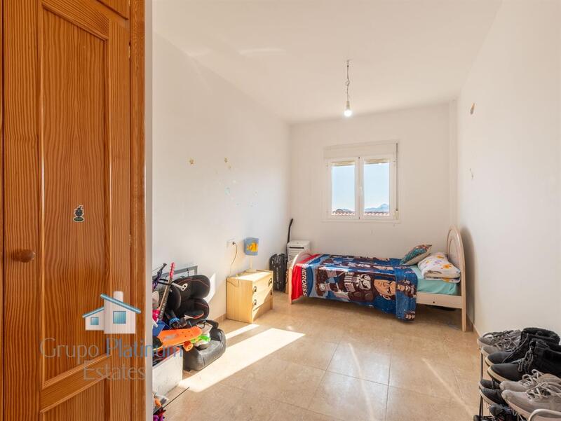 3 bedroom Townhouse for sale