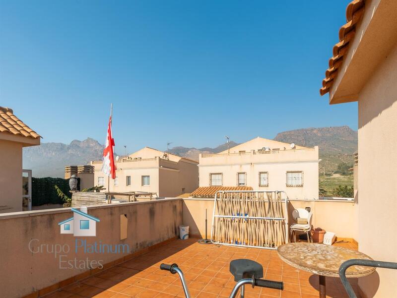 3 bedroom Townhouse for sale