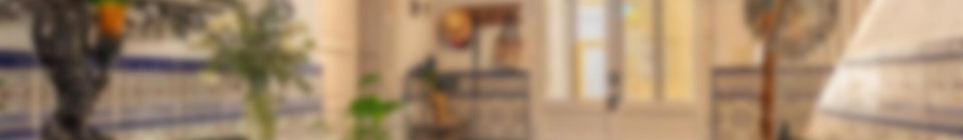 4 bedroom Townhouse for sale