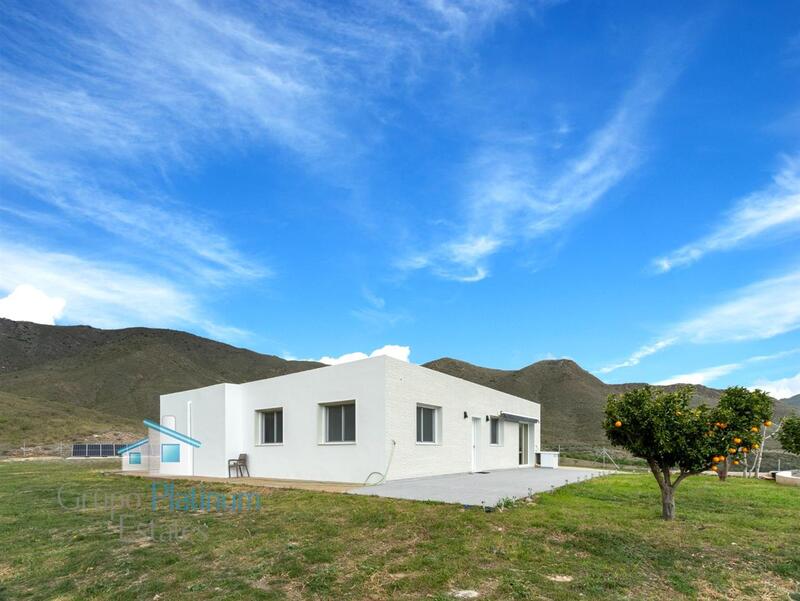 2 bedroom Villa for sale