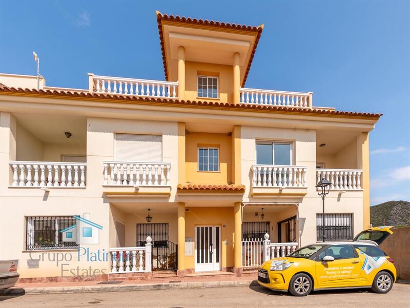 3 bedroom Apartment for sale 3 bedroom Apartment for sale