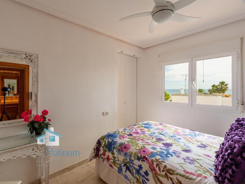 5 bedroom Apartment for sale