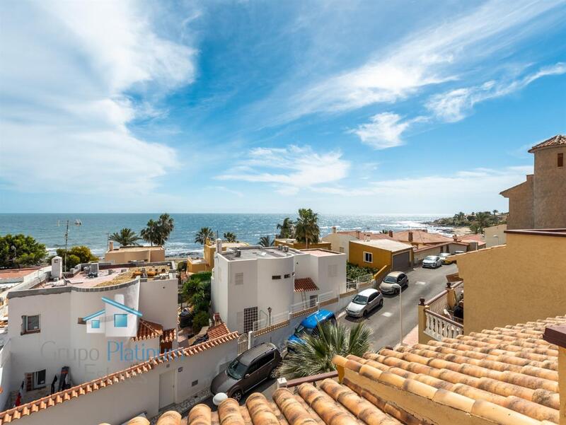 5 bedroom Apartment for sale