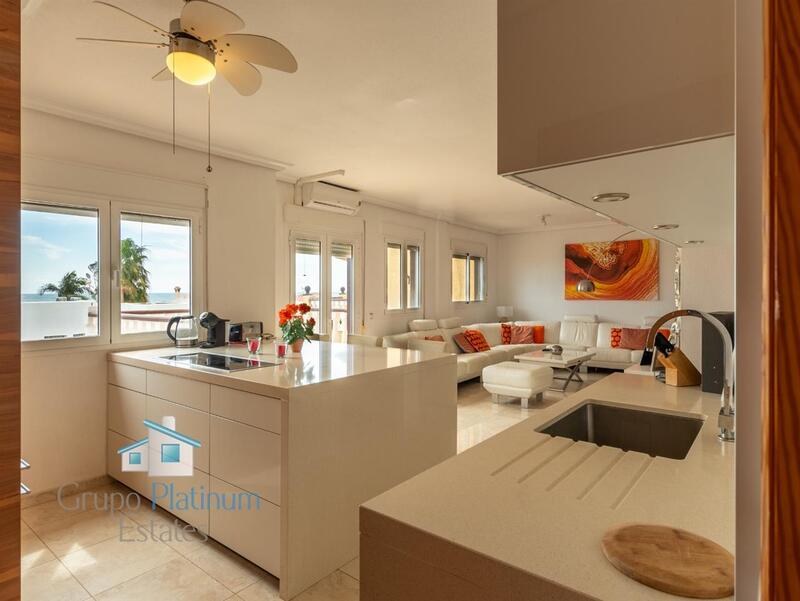 5 bedroom Apartment for sale