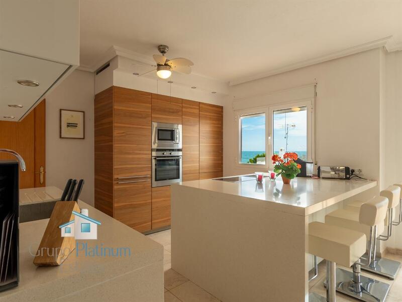 5 bedroom Apartment for sale