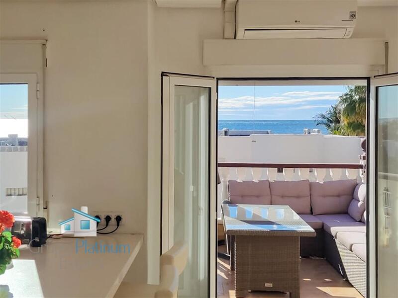 5 bedroom Apartment for sale