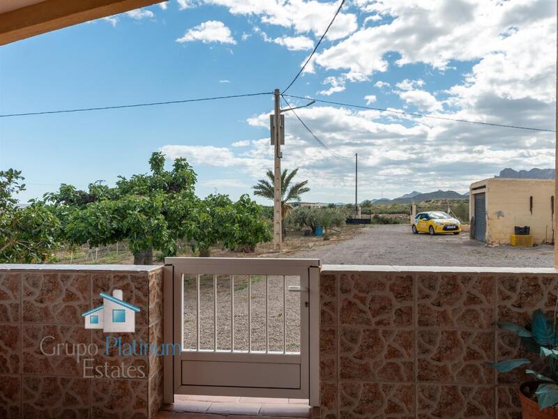 4 bedroom Apartment for sale