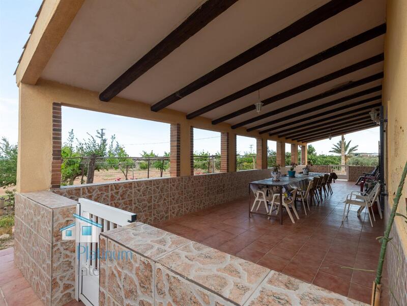 4 bedroom Apartment for sale