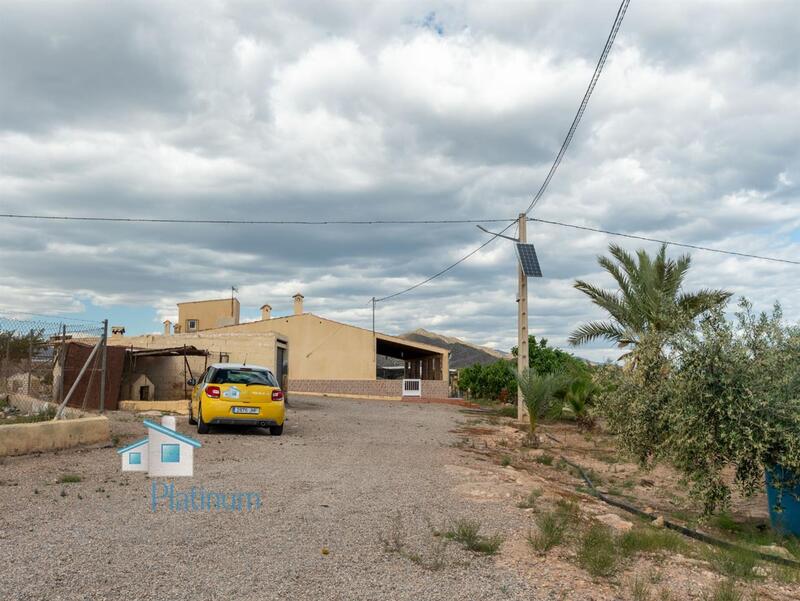 4 bedroom Apartment for sale